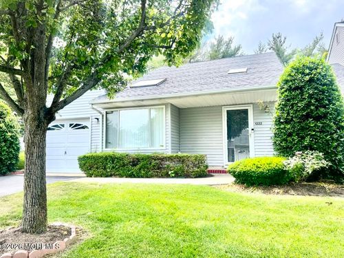 1222 Holmes Ct, Neptune City, NJ, 07753-6267 | Card Image