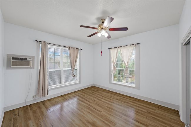 1800 Avondale Ave, House other with 5 bedrooms, 2 bathrooms and null parking in Waco TX | Image 20