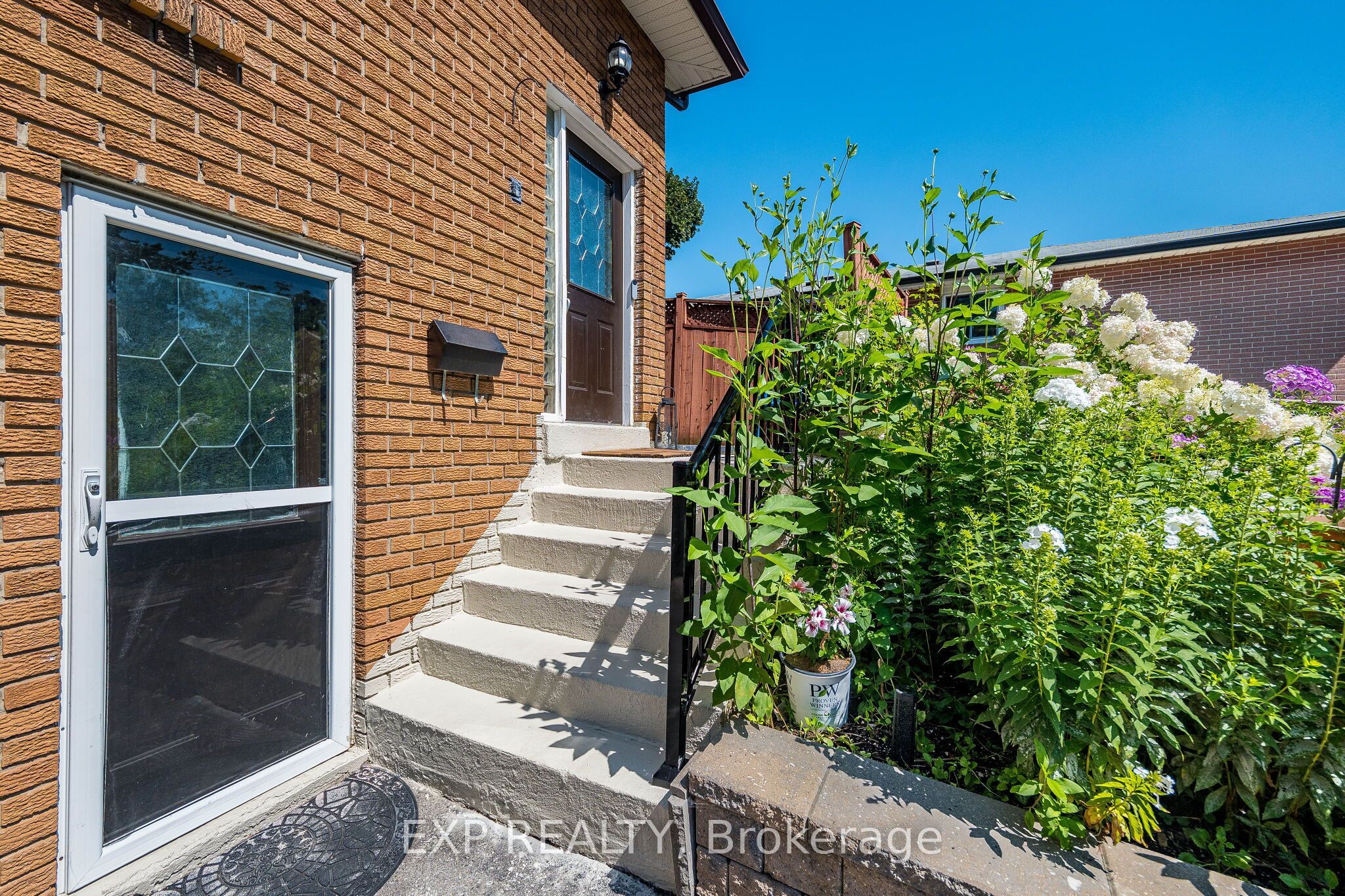 Residential in Mississauga 4
