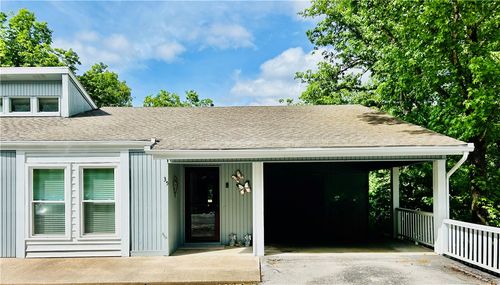 35 Estes Dr, Bella Vista, AR, 72715-8813 | Card Image