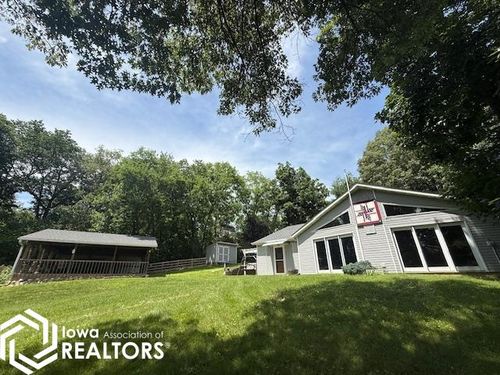 4077 Western Dr, Brooklyn, IA, 52211-9514 | Card Image