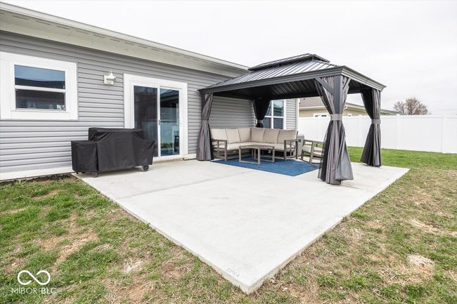 694 Sobota Way, House other with 3 bedrooms, 2 bathrooms and null parking in Trafalgar IN | Image 20