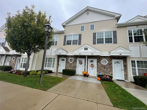 272 Spring Dr, East Meadow, NY, 11554-2270 | Card Image