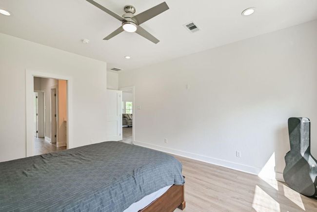 CR400 - 4294 Brazos River Rd, House other with 3 bedrooms, 2 bathrooms and 3 parking in Freeport TX | Image 39