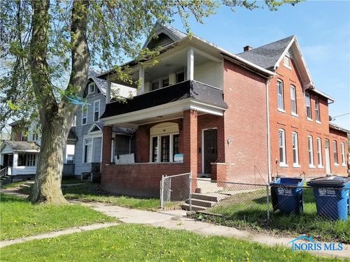 upper-421 Walbridge Ave, Toledo, OH, 43609-2844 | Card Image