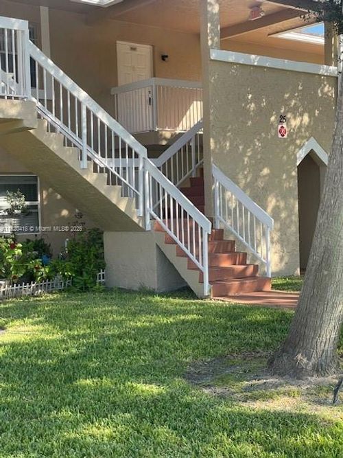 25-10007 Twin Lakes Dr, Coral Springs, FL, 33071-5344 | Card Image