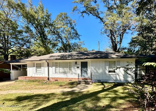 1026 Meadow Heights Dr, Jackson, MS, 39206-6020 | Card Image