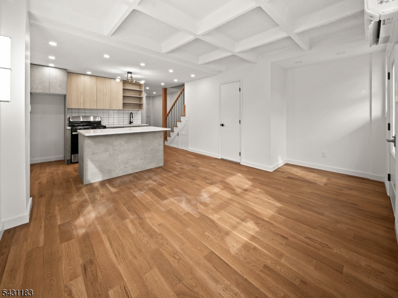 Residential Lease in West Orange Twp. 3