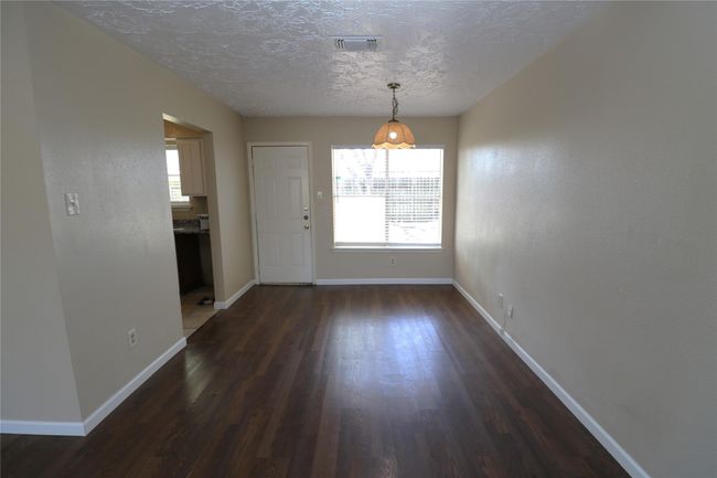 20123 Chipplegate Ln, House other with 3 bedrooms, 2 bathrooms and 2 parking in Humble TX | Image 8