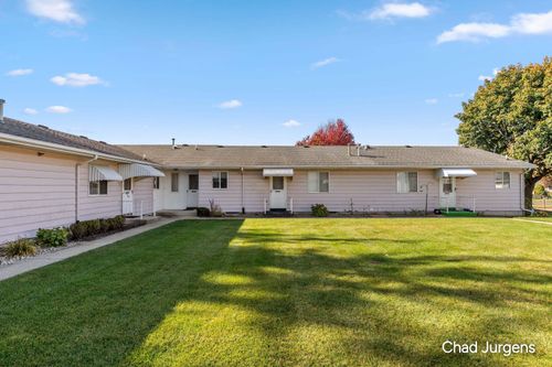 266-5874 Leisure South Dr, Grand Rapids, MI, 49548-6856 | Card Image