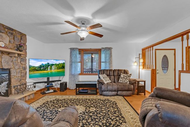 108 W Bobcat Ln, House other with 3 bedrooms, 2 bathrooms and 2 parking in Wilder TN | Image 8