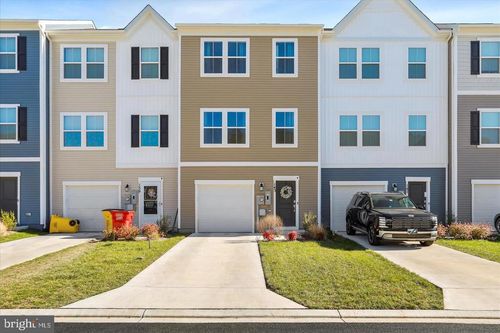 143 Cooperage Rd, INWOOD, WV, 25428-4020 | Card Image