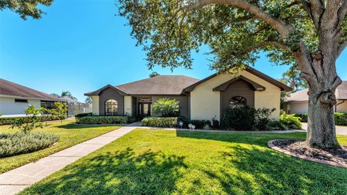 2104 Longleaf Cir, LAKELAND, FL, 33810-8247 | Card Image