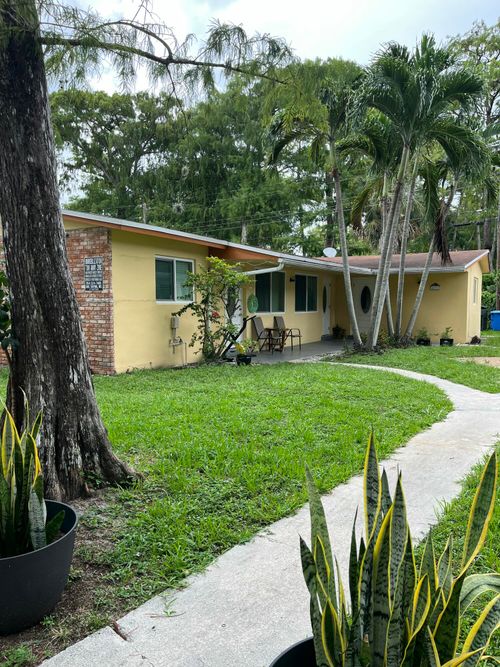 4250 Nw 21st Ave, Fort Lauderdale, FL, 33309-3602 | Card Image