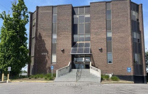 ll22-1701 Woodward Dr, Ottawa, ON, K2C0R4 | Card Image