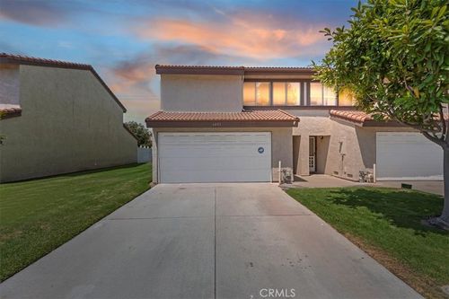 6401 Casa Verde Dr, Cypress, CA, 90630-4082 | Card Image