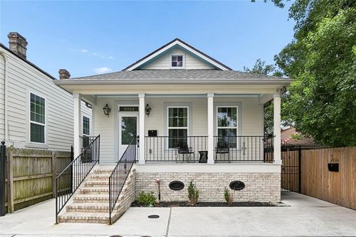 2024 26 Mandeville Street, New Orleans, LA, 70115 | Card Image
