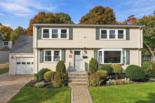 8 Walsh Ave, Stoneham, MA, 02180-1510 | Card Image
