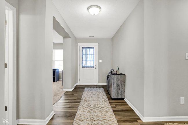 7111 Lillian Pl, House other with 2 bedrooms, 2 bathrooms and null parking in Cumberland IN | Image 5