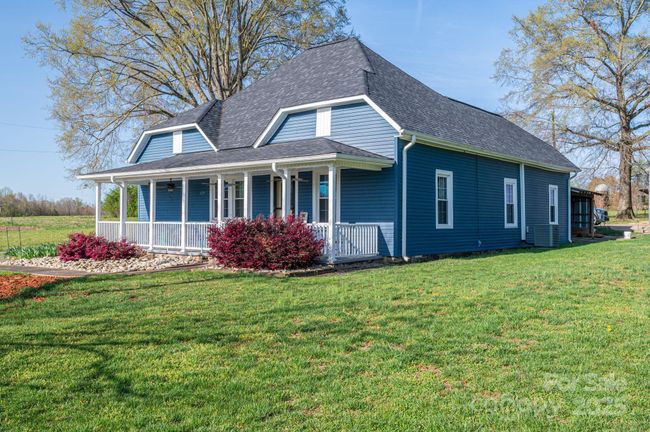 2153 Carpenter Hoyle Rd, House other with 3 bedrooms, 2 bathrooms and null parking in Lawndale NC | Image 5
