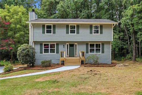 835 Omaha Dr, Norcross, GA, 30093-4925 | Card Image