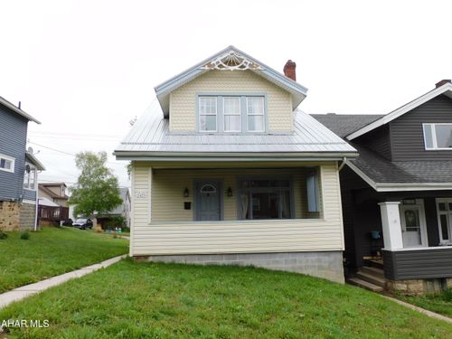 1429 22nd Ave, Altoona, PA, 16601-3048 | Card Image