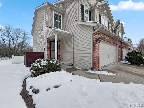 2020 Briarbend Ct, Maryville, IL, 62062-5832 | Card Image