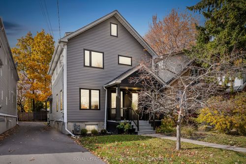 78 Pembroke St, Kingston, ON, K7L4N7 | Card Image