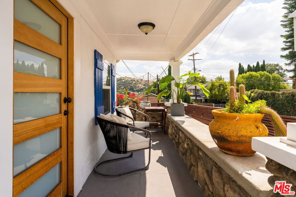Residential Income in Los Angeles 5