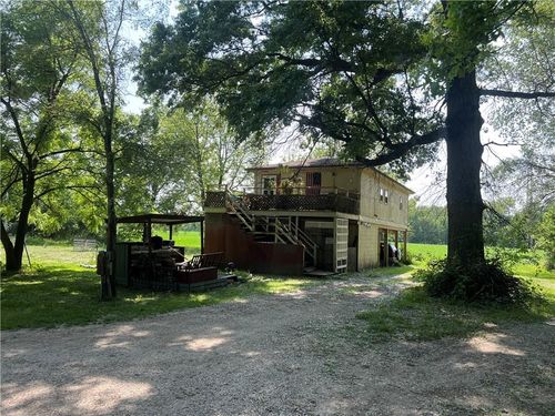 5811 Frederick Ave, Saint Joseph, MO, 64507-9790 | Card Image