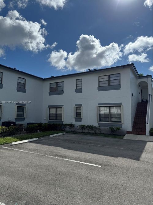 11-18240 Mediterranean Blvd, Hialeah, FL, 33015-5765 | Card Image