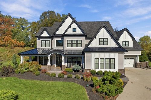 689 Chilliwack Ln, Marshall, PA, 16046 | Card Image