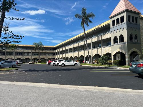 apt-22-2462 Brazilia Dr, CLEARWATER, FL, 33763-3711 | Card Image
