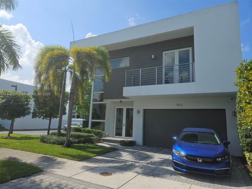 9820 Nw 75th St, Doral, FL, 33178-3424 | Card Image