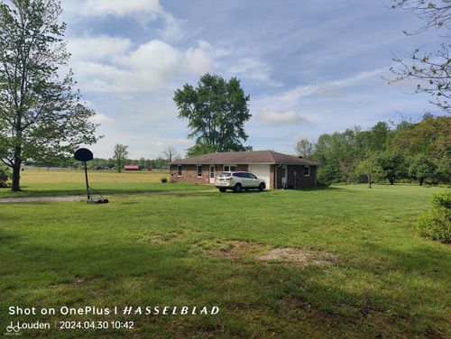 6085 N County Road 360 W, North Vernon, IN, 47265-7213 | Card Image