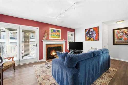 672-672 Mcgill Pl Ne, Atlanta, GA, 30312-1073 | Card Image
