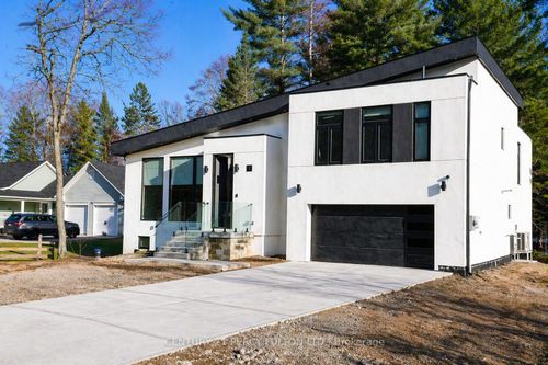 5 Robert St, Sundridge, ON, P0A1Z0 | Card Image
