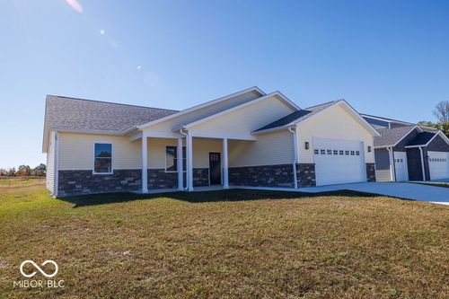 104 Pin Oak Rd, Spencer, IN, 47460-6540 | Card Image