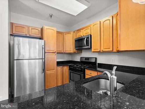 unit-405-38 Maryland Ave, ROCKVILLE, MD, 20850-0342 | Card Image