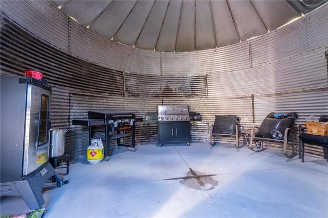 9016 Se Highway 69, House other with 3 bedrooms, 3 bathrooms and null parking in Cameron MO | Image 60