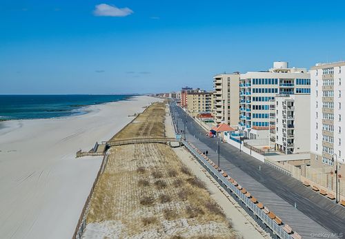apt-1f-420 Shore Rd, Long Beach, NY, 11561-5302 | Card Image