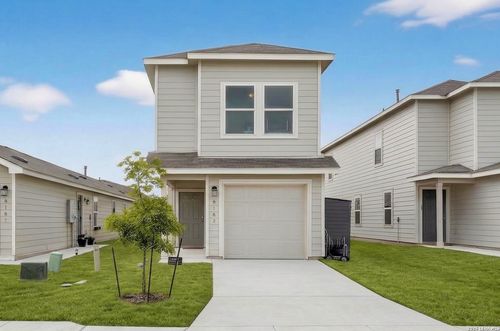 8183 Nube Medina, San Antonio, TX, 78252-4810 | Card Image