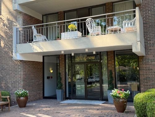 apt-606-201 Grant St, Sewickley, PA, 15143-1353 | Card Image