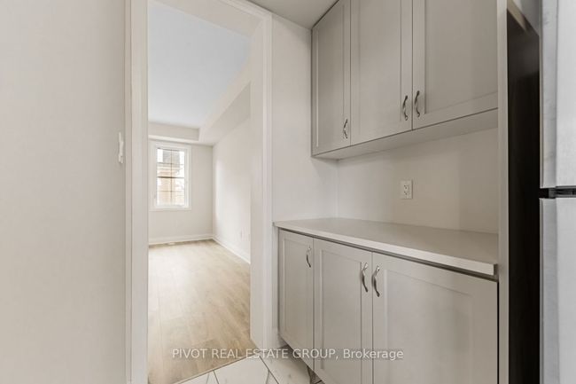 21 Kennisis Way, House attached with 3 bedrooms, 3 bathrooms and 1 parking in Vaughan ON | Image 6