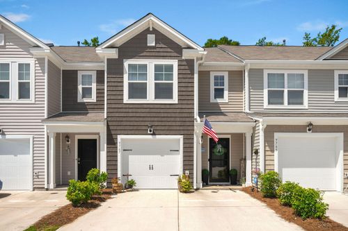 9767 Transplanter Cir, Ladson, SC, 29456-6768 | Card Image