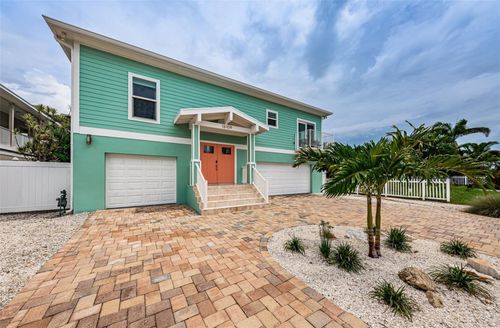 16109 3rd St E, REDINGTON BEACH, FL, 33708-1609 | Card Image