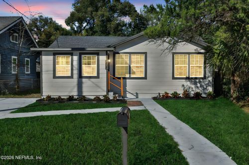 3021 Phyllis St, Jacksonville, FL, 32205-5648 | Card Image