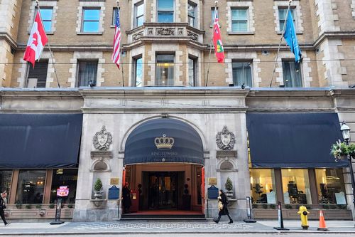 316-22 Leader Lane, Toronto, ON, M5E0B2 | Card Image