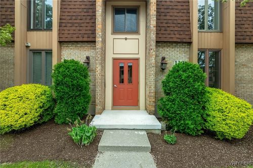 apt-4-130 Groton Dr, Amherst, NY, 14228-2551 | Card Image