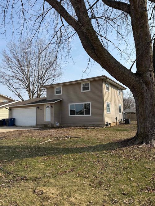 228 6th Street, Spencer, IA, 51301 | Card Image